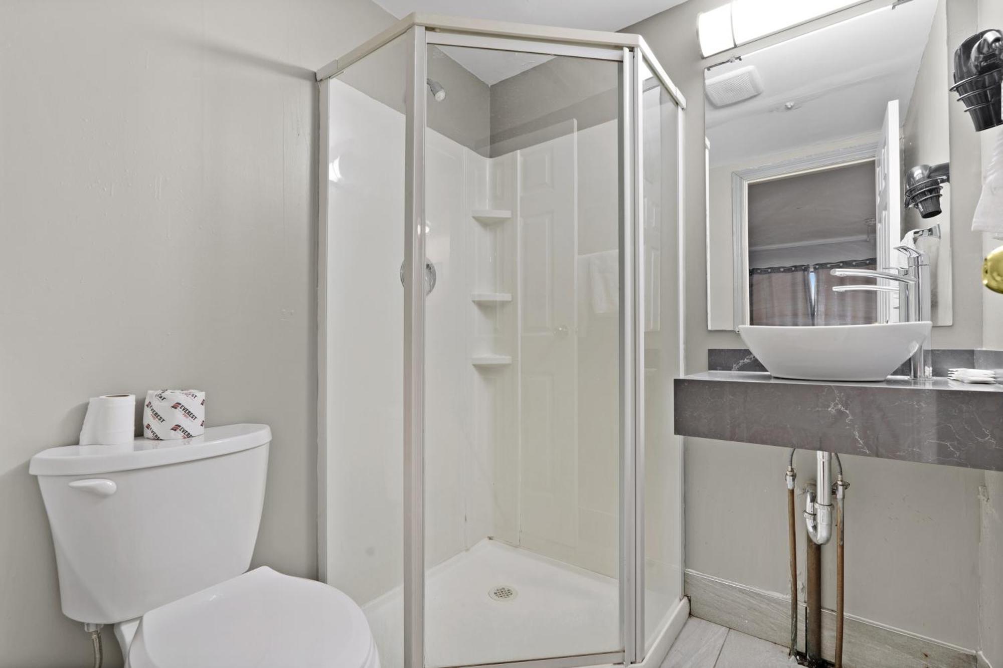 Niagara Lodge & Suites Ngoại thất bức ảnh